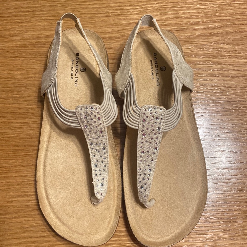 Bandolino flats